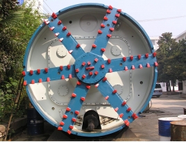 土壓平衡頂管機